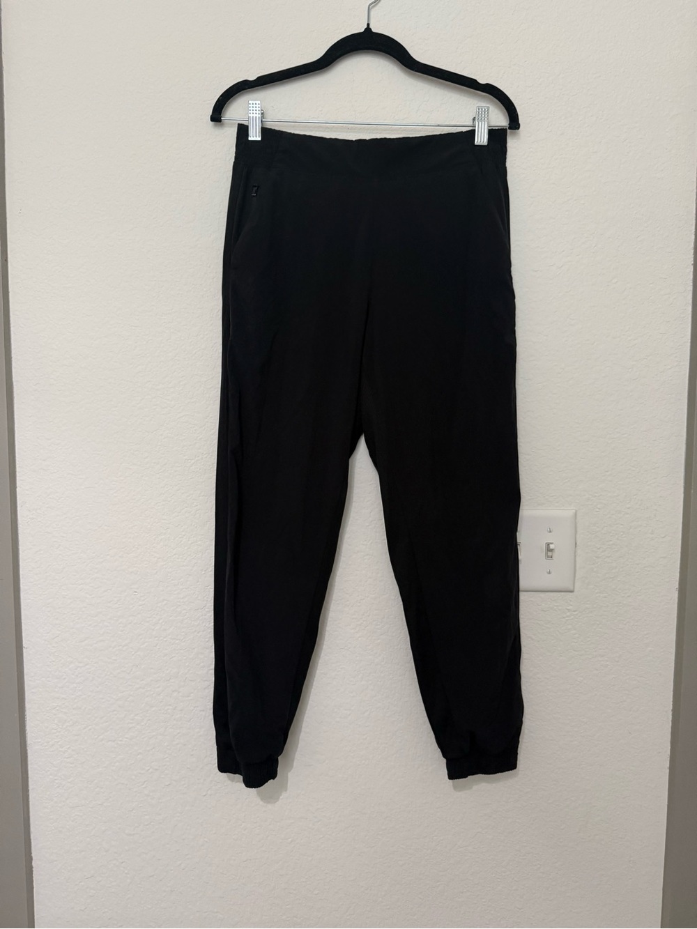 Athleta Black Brooklyn Lined Jogger Pants